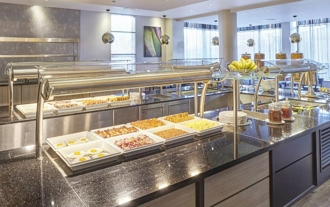 Enjoy a great breakfast at Hilton Garden Inn London Heathrow Airport