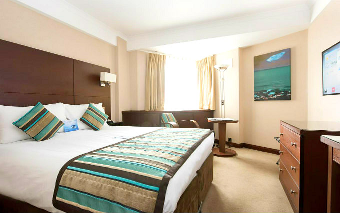 A comfortable double room at Danubius Hotel Regents Park