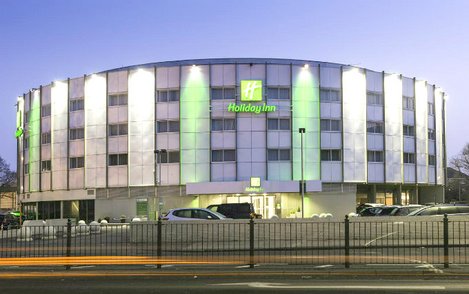 The entrance to Holiday Inn Heathrow Ariel