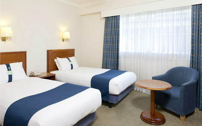 A twin room at Holiday Inn Heathrow Ariel