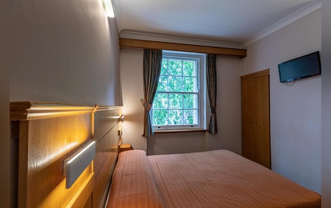 A typical double room at Nayland Hotel London